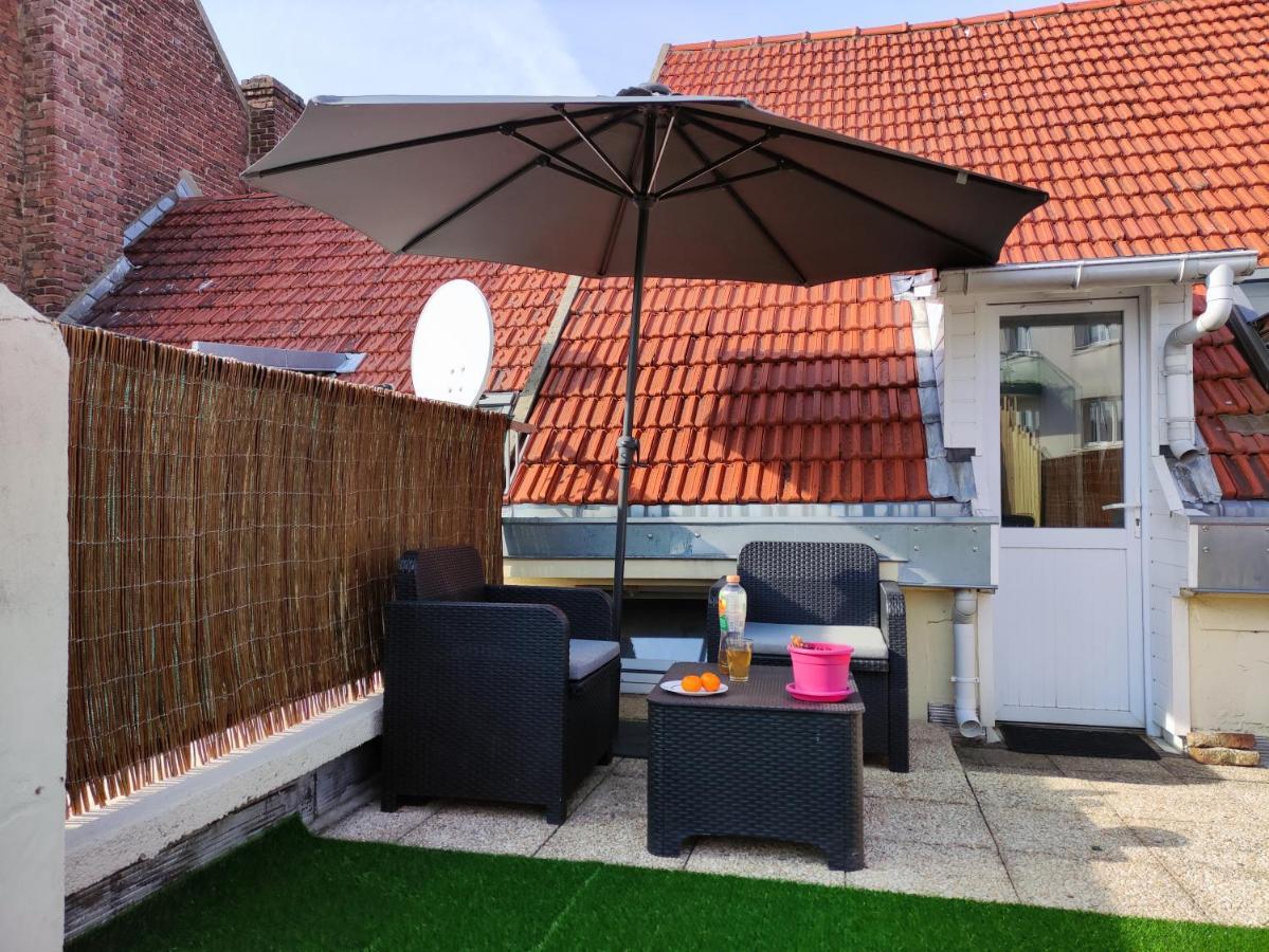 Joli Petit T2 Terrasse Proche Du Phare Apartment Calais Exterior foto